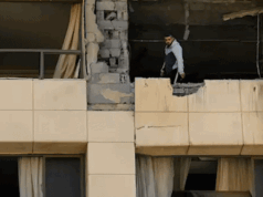 Ahmad è fuggito dal Libano meridionale per sicurezza. Poi un drone ha colpito l’hotel accanto