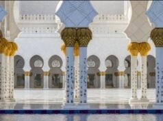 Questo momento di insieme a Bekasi ruba l’attenzione, persone di tutte le età si riuniscono senza divisioni