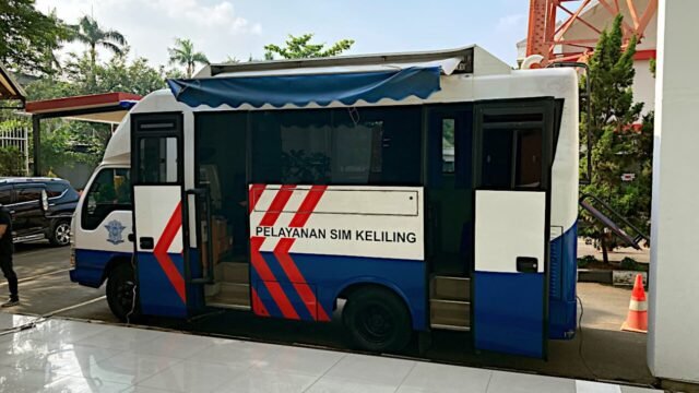 64c3aba002492-viva-otomotif-mobil-sim-keliling_1265_711.jpeg