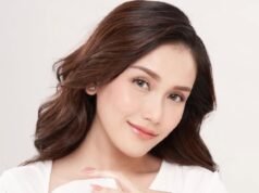 Ayu Ting Ting prenota un posto per le preghiere dell’Eid? Raccogli il dibattito sui Netizen