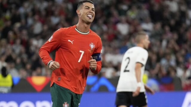 6840f8a759a14-kapten-timnas-portugal-cristiano-ronaldo_1265_711.jpg