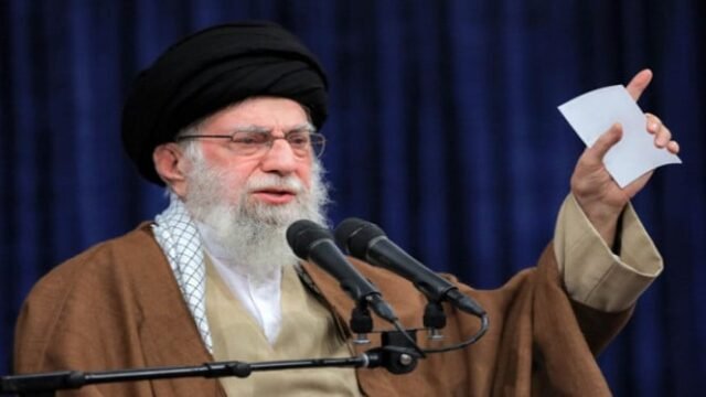 6852ab548e3b3-pemimpin-tertinggi-iran-ayatollah-ali-khamenei_665_374.jpg