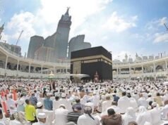 Autobus Umrah di un cittadino indonesiano brucia vicino a Medina, nessuna vittima