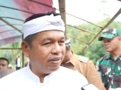 Dedi Mulyadi offre un risarcimento di 50mila IDR al giorno agli spazzini di monete di Indramayu durante il traffico di ritorno a casa