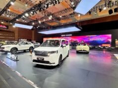 Le vendite Honda diminuiscono di quasi il 50%.