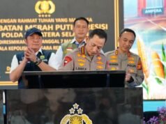 Seguendo le indicazioni presidenziali, il capo della polizia nazionale inaugura 57 ponti rossi e bianchi nel sud di Sumatra