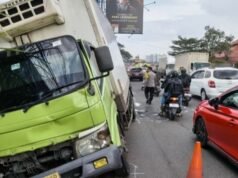 Il momento in cui un camion ha sbandato a Nagreg e ha investito un pedone! 1 ucciso, 2 feriti