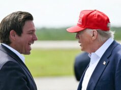 DeSantis firma un disegno di legge che rinomina l’aeroporto della Florida in onore di Trump
