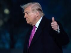 Aggiornamenti in tempo reale sulla guerra USA-Iran: Trump rivendica progressi, minaccia di “cancellare” l’isola di Kharg; Albanese annuncia il taglio delle accise sul carburante per contrastare l’impennata del prezzo della benzina