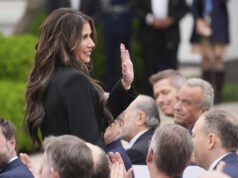 Clip della settimana: Trump bombarda l’Iran e caccia Kristi Noem