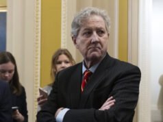 Il GOP spudorato si prende il merito del piano di finanziamento dei democratici