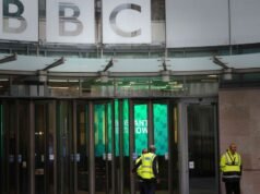 La BBC presenta una mozione chiedendo alla corte americana di respingere la causa da 10 miliardi di dollari di Trump