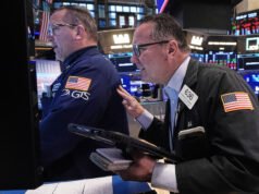 Trump sta mentendo sull’Iran per manipolare i mercati?