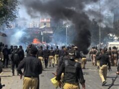 Il Pakistan chiama le truppe e ordina il coprifuoco di 3 giorni dopo che 24 persone sono state uccise durante le manifestazioni pro-Iran