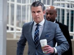 Sei un americano bloccato in una zona di guerra? Succhiatelo, dice il Pentagono.