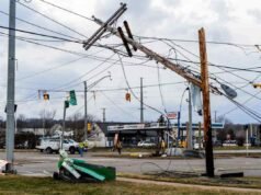 Il video mostra la distruzione del tornado più letale degli ultimi 46 anni nel Michigan
