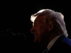 Riepilogo: il GOP va nel panico mentre si sviluppa l’onda blu e le tangenti alle biblioteche di Trump sono scomparse