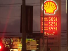 Gashole: Trump dice che gli alti costi del carburante sono in realtà positivi