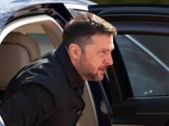 Zelenskyj visita gli Emirati Arabi Uniti e il Qatar per colloqui sulla sicurezza aerea con il Golfo