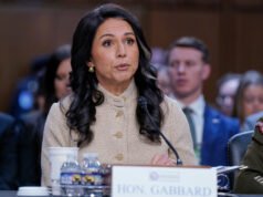 Tulsi Gabbard non riesce a gestire le domande dei democratici sull’Iran