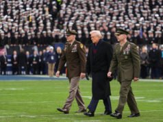 Trump continua a concentrarsi sui problemi reali, come il football universitario