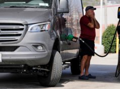 Mentre i prezzi salgono, l’EPA dà il via libera a miscele di etanolo più elevate nella benzina