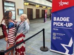 Problemi nella terra del MAGA? Trump salta le conversazioni tra i massimi conservatori.