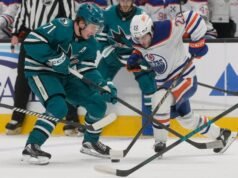 Il gol del terzo periodo del difensore regala agli Sharks una divertente vittoria sugli Oilers