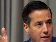 Testimone democratico all’udienza del Senato incerto se l’immigrazione illegale sia un crimine