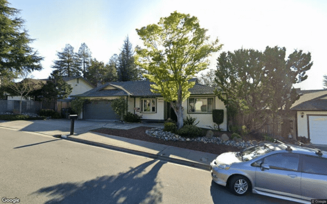 Fairview-Single-family-home-goes-for-1.1-million.png