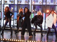 L’ex bambola di Pussycat afferma che il supporto del MAGA le è costato il posto della riunione