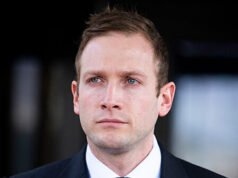 ‘Arabo’ dovrebbe tagliarti ‘la tua fottuta testa’