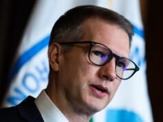 Il deputato Riley Moore progetta un disegno di legge per denaturalizzare i cittadini coinvolti nel terrorismo