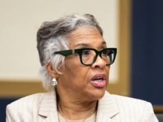 L’accusa di esclusione del Kennedy Center da parte di un democratico dell’Ohio è stata smentita dopo che è stata trovata un’e-mail nella sua cartella spam