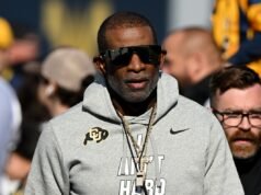 Deion Sanders, Colorado annunciano piani di tributo per il defunto QB Dominiq Ponder