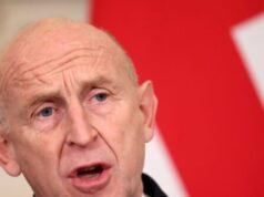 Il segretario alla Difesa britannico si rifiuta di dire se la Gran Bretagna sostiene gli attacchi statunitensi contro l’Iran