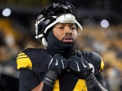 RB da 1.700 yard cambia nome dopo aver firmato un contratto da 14 milioni di dollari