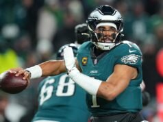 Gli Eagles sono invitati a prendere in considerazione l’Oregon TE per Jalen Hurts nel Draft NFL