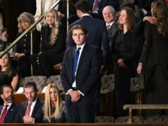 Viene lanciato il progetto del sito web di Barron Trump mentre gli Stati Uniti attaccano l’Iran