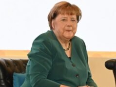 Merkel criticata per aver invitato i migranti a votare contro il partito populista AfD