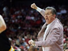 L’acceso scambio di battute tra John Calipari e Todd Golden diventa virale