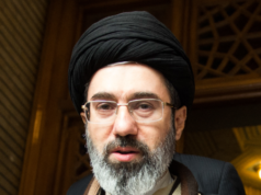 L’Iran nomina il figlio autorizzato dagli Stati Uniti per sostituire il padre come leader supremo