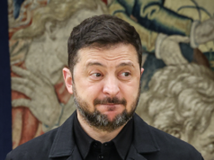 Zelenskyj si offre di aiutare a combattere l’Iran, firmando un accordo di difesa dell’Ucraina con l’Arabia Saudita