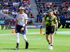 I fan reagiscono mentre Tom Brady e Logan Paul diventano Chippy al Flag Football Classic