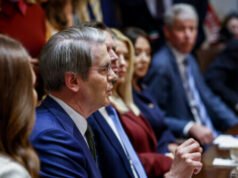 Bessent afferma che il potere economico degli Stati Uniti è l’arma chiave nella campagna contro l’Iran