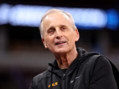 Rick Barnes del Tennessee prende una decisione sul futuro dell’allenatore