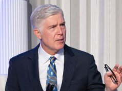 I fondatori verrebbero disarmati in quanto “ubriaconi abituali”