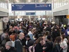 La chiusura del DHS dei democratici colpisce la quarta settimana ringhiando gli aeroporti della nazione