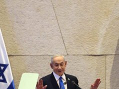 Netanyahu risponde alle voci sulla sua morte e condivide il video mentre prende un caffè