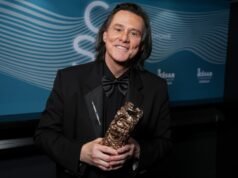 Secondo quanto riferito, Jim Carrey è “triste” poiché persistono voci sul suo nuovo look “strano”.